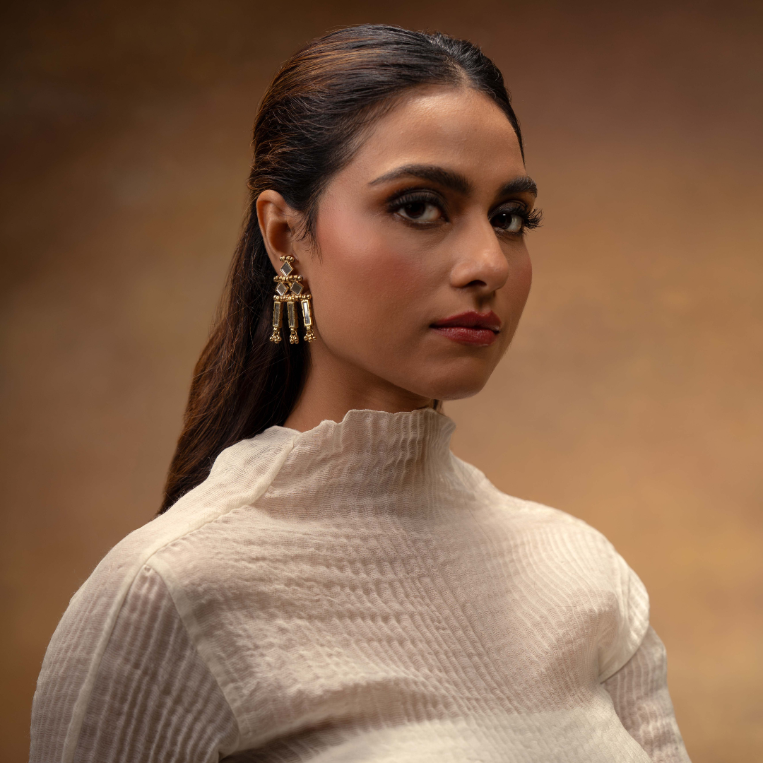 THALATH DAGAT EARRING